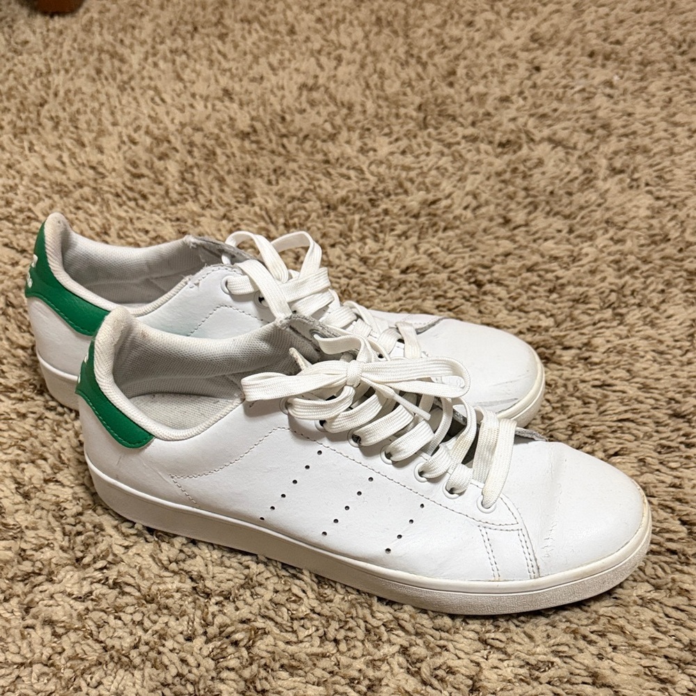 Stan Smith adidas white with Green Accents from UK (womens 9)